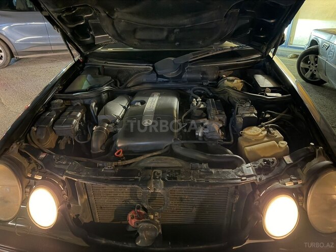 Mercedes E 270 2000, 328,469 km - 2.7 л - Bakı