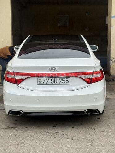 Hyundai Grandeur 2015, 187,000 km - 2.2 l - Bakı