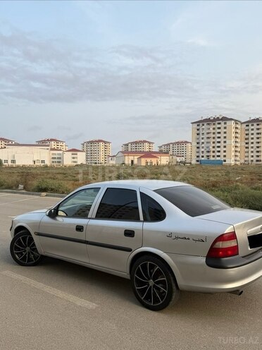 Opel Vectra 1998, 356,145 km - 1.8 l - Sumqayıt