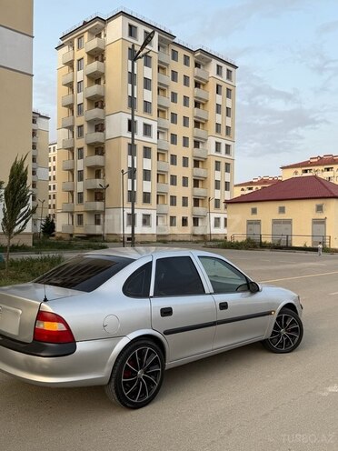 Opel Vectra 1998, 356,145 km - 1.8 l - Sumqayıt