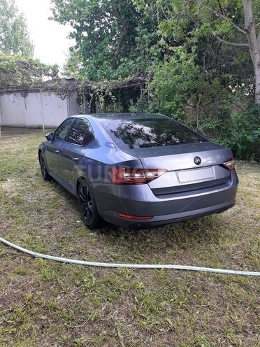 Skoda Superb 2016, 220,000 km - 2.0 l - Gəncə