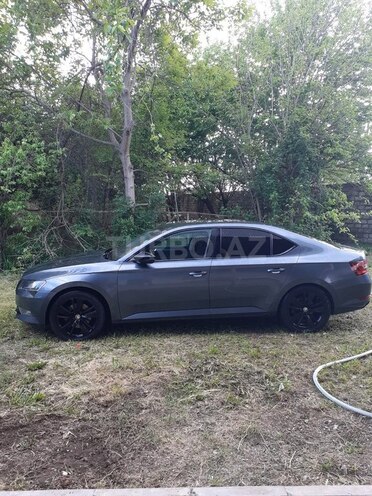 Skoda Superb 2016, 220,000 km - 2.0 l - Gəncə