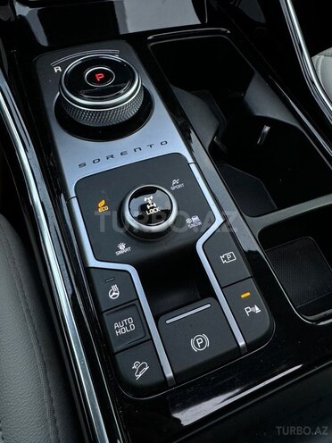 Kia Sorento 2023, 24,500 km - 1.6 л - Bakı