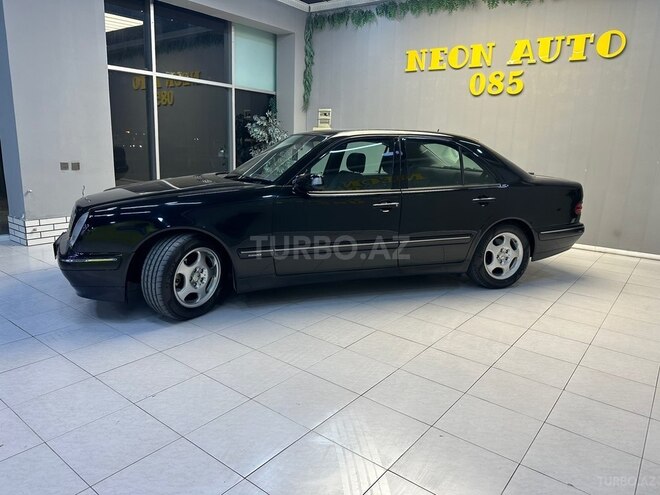 Mercedes E 280 2001, 250,000 km - 2.8 l - Sumqayıt