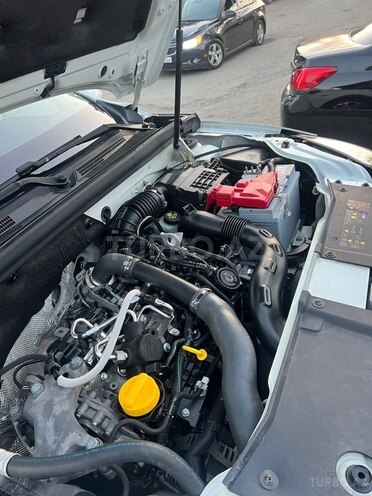 Renault  2019, 250,000 km - 1.3 l - Quba