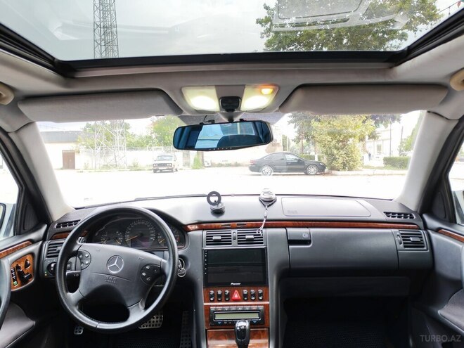 Mercedes E 240 2001, 315,715 km - 2.4 l - Ağdam