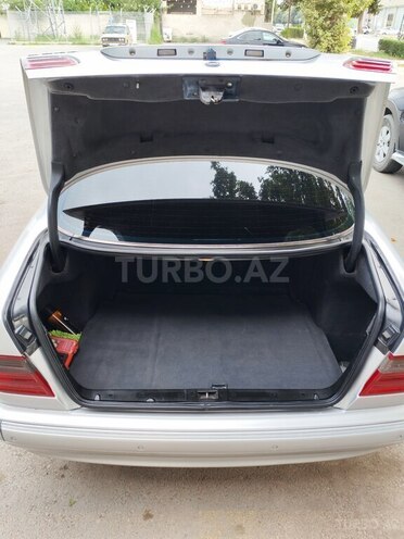 Mercedes E 240 2001, 315,715 km - 2.4 l - Ağdam