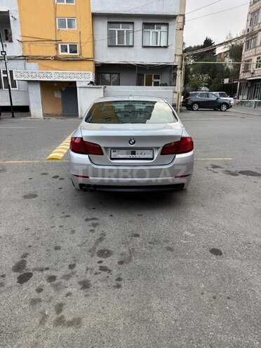 BMW 528 2014, 270,000 km - 2.0 л - Bakı