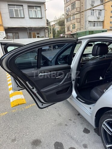 BMW 528 2014, 270,000 km - 2.0 л - Bakı