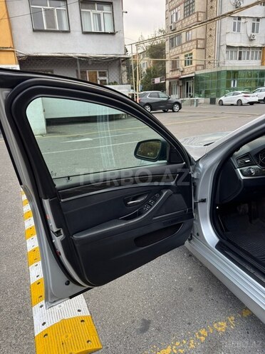 BMW 528 2014, 270,000 km - 2.0 л - Bakı