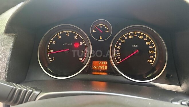 Opel Astra 2009, 250,000 km - 1.4 l - Mingəçevir