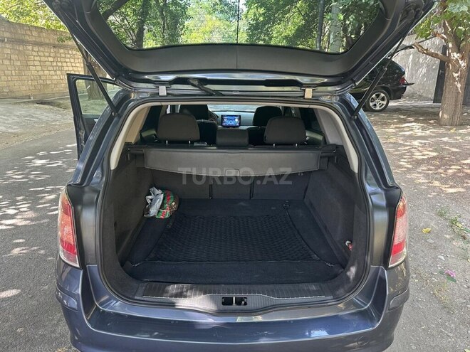 Opel Astra 2009, 250,000 km - 1.4 l - Mingəçevir