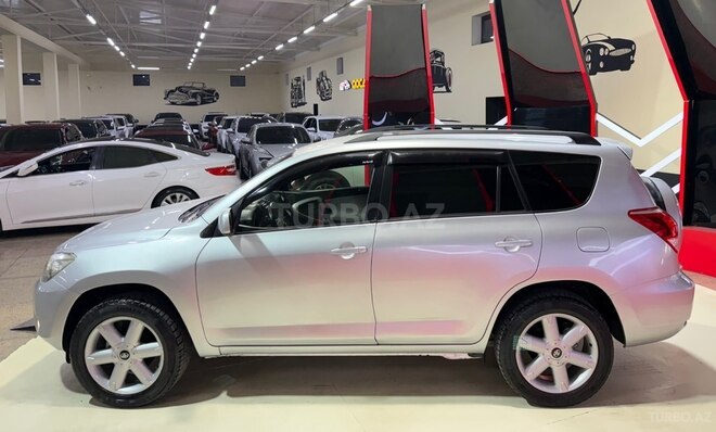Toyota RAV4 2005, 214,000 km - 2.4 л - Sumqayıt