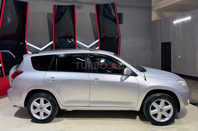 Toyota RAV4 2005, 214,000 km - 2.4 л - Sumqayıt