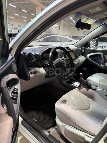 Toyota RAV4 2005, 214,000 km - 2.4 л - Sumqayıt