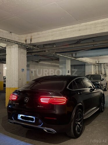 Mercedes GLC 250 4MATIC Coupe 2017, 130,000 km - 2.0 l - Bakı