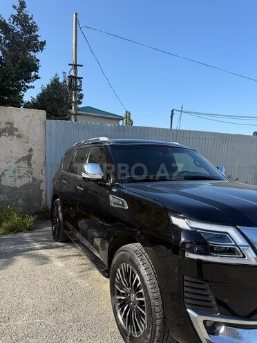 Nissan Patrol 2010, 93,000 km - 5.6 л - Bakı