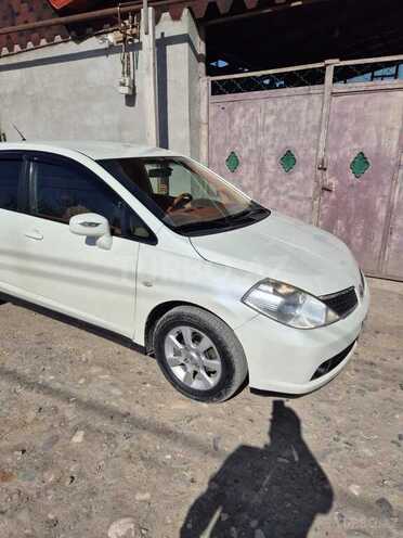 Nissan Tiida 2007, 249,000 km - 1.8 l - Quba
