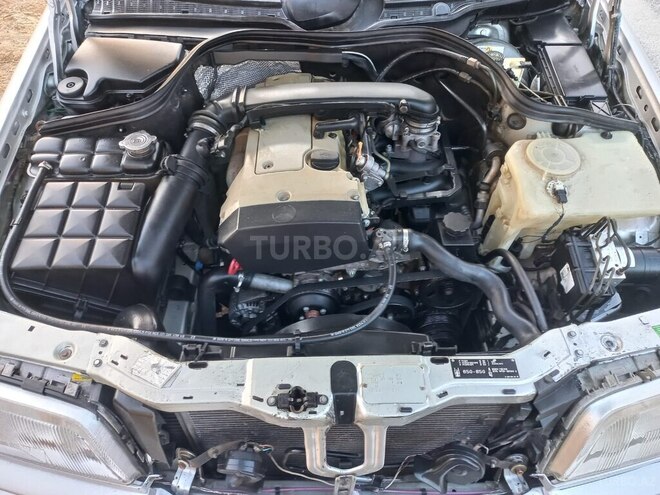Mercedes C 200 1998, 328,987 km - 2.0 л - Bakı