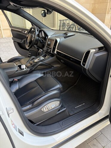 Porsche Cayenne 2013, 105,432 km - 3.6 л - Bakı