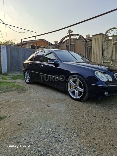 Mercedes C 320 2004, 290,000 km - 3.2 л - Sumqayıt