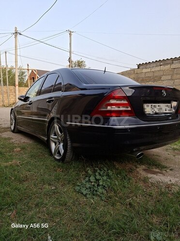 Mercedes C 320 2004, 290,000 km - 3.2 л - Sumqayıt