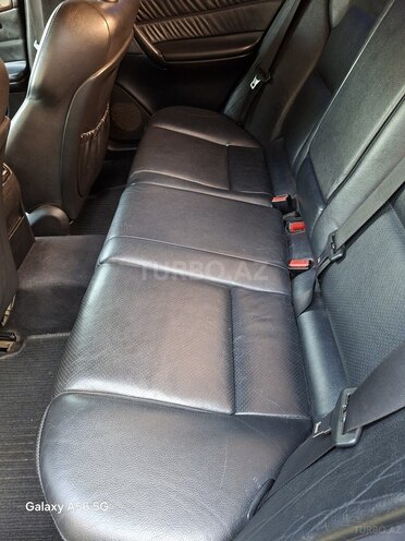 Mercedes C 320 2004, 290,000 km - 3.2 л - Sumqayıt