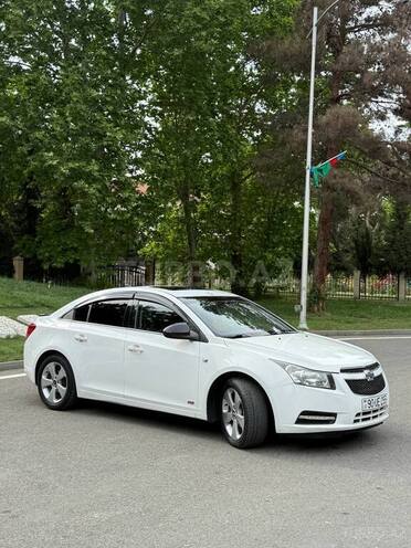 Chevrolet Cruze 2010, 257,000 km - 1.8 л - Mingəçevir