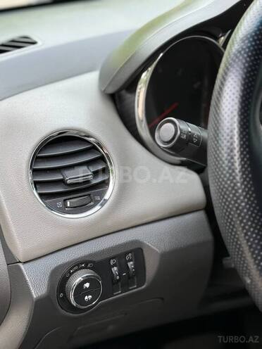 Chevrolet Cruze 2010, 257,000 km - 1.8 л - Mingəçevir