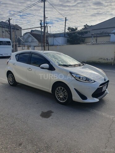 Toyota Aqua 2018, 190,000 km - 1.5 л - Bakı