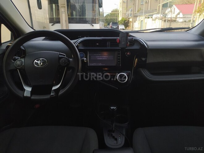 Toyota Aqua 2018, 190,000 km - 1.5 л - Bakı