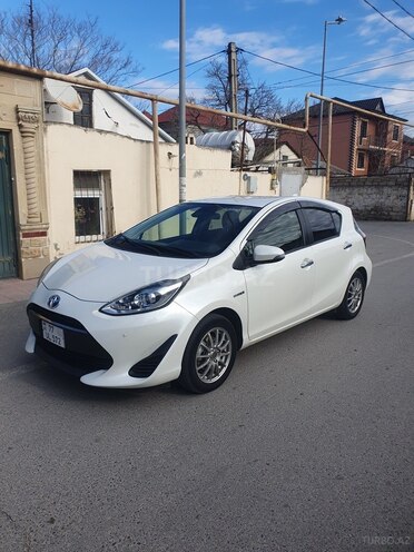 Toyota Aqua 2018, 190,000 km - 1.5 л - Bakı