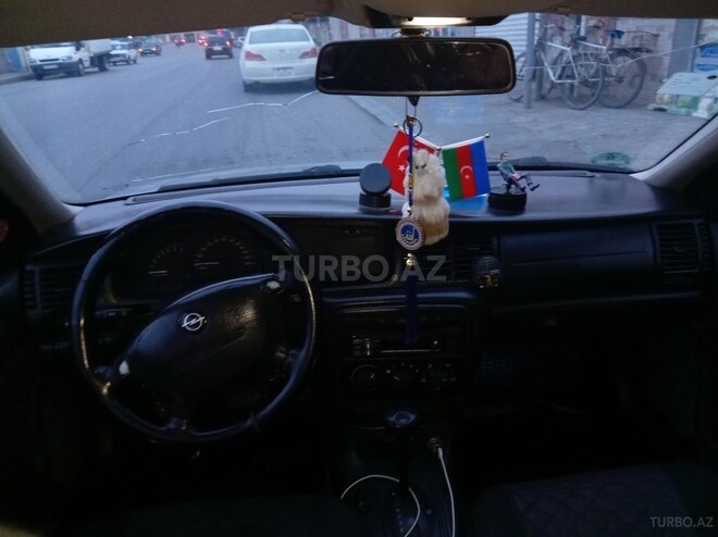 Opel Vectra 1999, 521,900 km - 1.6 l - Xaçmaz