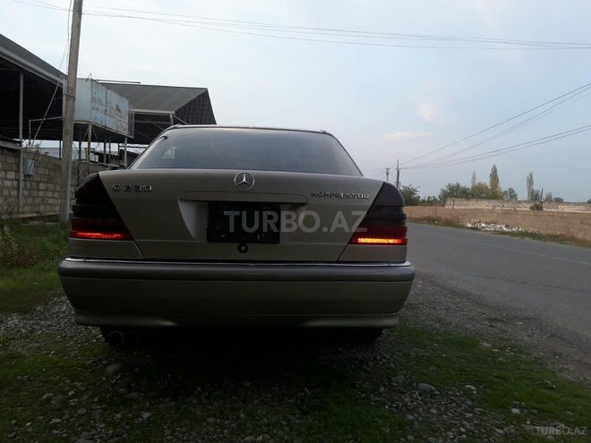 Mercedes C 230 1999, 260,000 km - 2.3 l - Tərtər