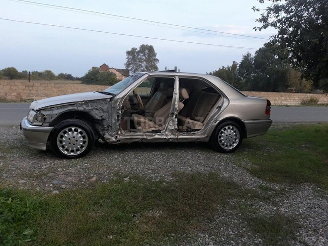 Mercedes C 230 1999, 260,000 km - 2.3 l - Tərtər