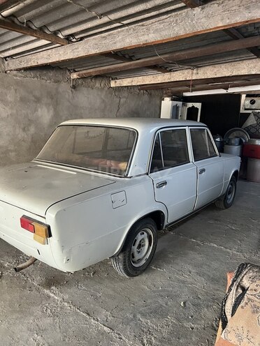 LADA (VAZ) 2101 1977, 100,000 km - 1.3 l - Yevlax