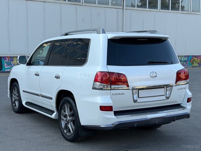 Lexus LX 570 2013, 301,000 km - 5.7 л - Bakı