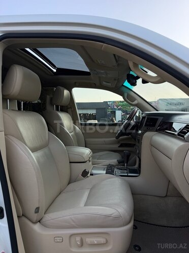 Lexus LX 570 2013, 301,000 km - 5.7 л - Bakı