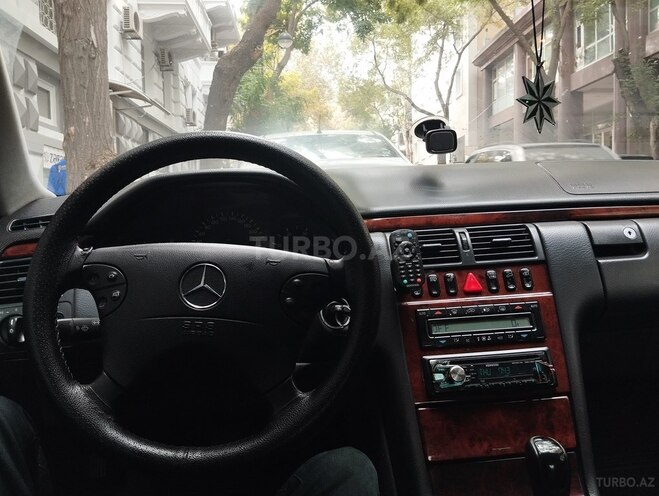 Mercedes E 270 2000, 643,596 km - 2.7 л - Yardımlı