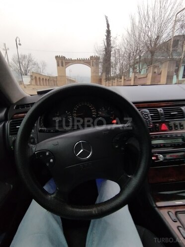 Mercedes E 270 2000, 643,596 km - 2.7 л - Yardımlı