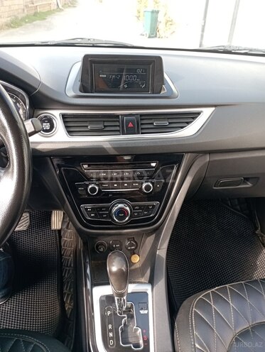 Changan Alsvin V7 2018, 241,351 km - 1.6 л - Bakı