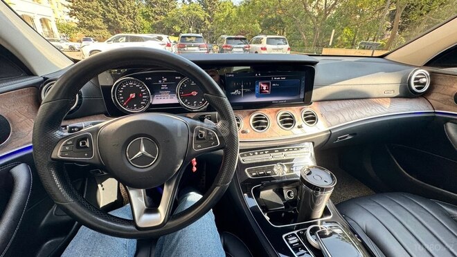 Mercedes E 220 d 2016, 202,000 km - 2.0 l - Bakı