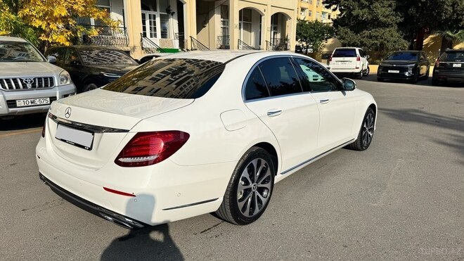 Mercedes E 220 d 2016, 202,000 km - 2.0 l - Bakı
