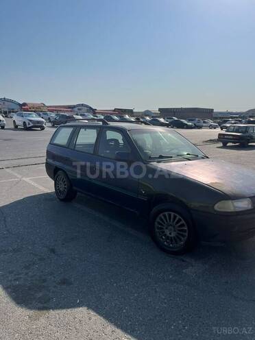 Opel Astra 1993, 600,000 km - 1.6 л - Bakı