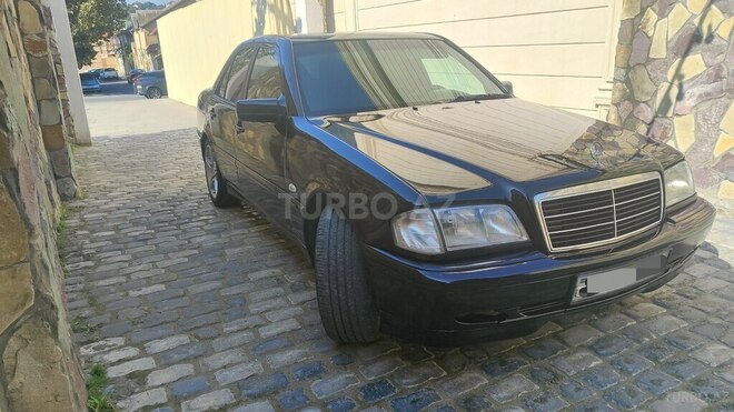 Mercedes C 220 1999, 250,000 km - 2.2 l - Bakı