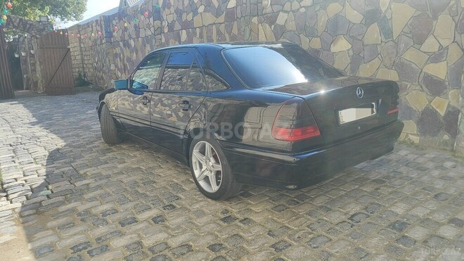 Mercedes C 220 1999, 250,000 km - 2.2 l - Bakı