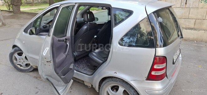 Mercedes A 190 2002, 985,634 km - 1.9 l - Bakı
