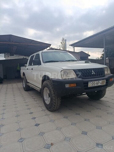 Mitsubishi L200 2005, 513,000 km - 2.5 l - Neftçala