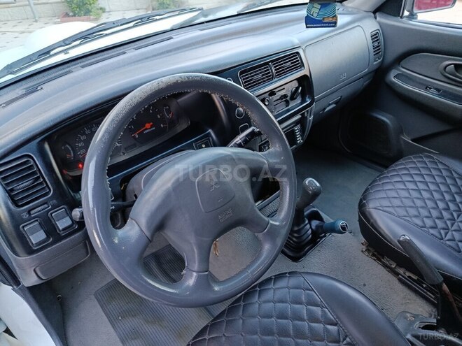 Mitsubishi L200 2005, 513,000 km - 2.5 l - Neftçala