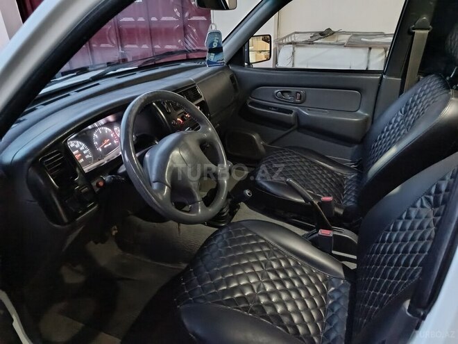 Mitsubishi L200 2005, 513,000 km - 2.5 l - Neftçala